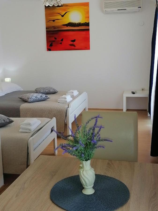 Apartments Kozjan Karlovac Exteriör bild