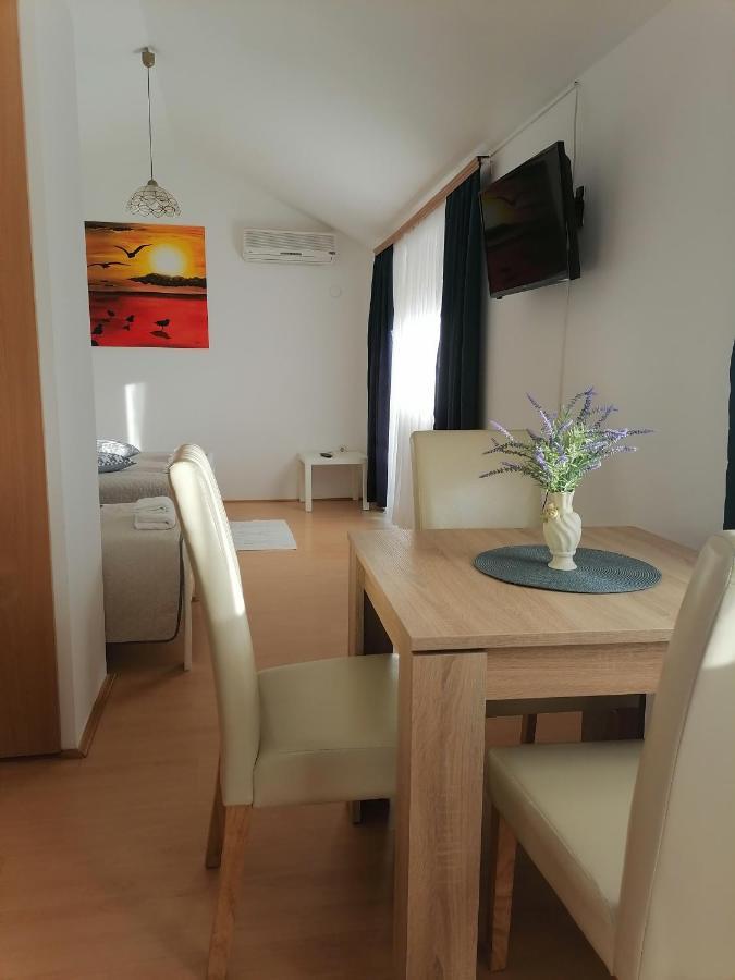 Apartments Kozjan Karlovac Exteriör bild